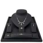 طقم ذهب عيار 18 الوزن 10.23 جرام