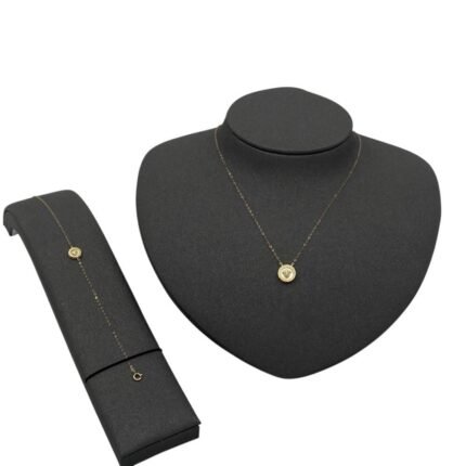 عقد و إسوارة ذهب عيار 18 الوزن 1.22 جرام