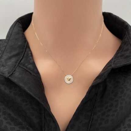 عقد ذهب عيار 18 الوزن 0.91 جرام