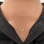 عقد ذهب عيار 18 الوزن 0.72 جرام