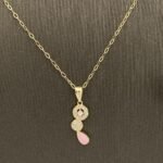 ⁦نصف طقم أطفال ذهب عيار 18 الوزن 3.03 جرام⁩ - الصورة ⁦3⁩