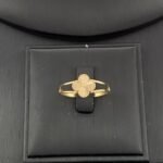 ⁦طقم ذهب انيق عيار 18 وزن 5.25 جم تصميم عالمي الأكثر طلبا بمتجرنا⁩ - الصورة ⁦2⁩