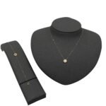 عقد وإسواره ذهب عيار 18 الوزن 0.85 جرام