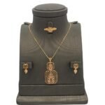 نصف طقم ذهب عيار 21 الوزن 4.30 جرام