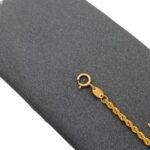 ⁦اسوارة ذهب عيار 21 وزن 1.47 جم بتعاليق ذهبيه ملفته حصرايا بمتجرنا⁩ - الصورة ⁦3⁩