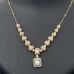 ⁦طقم ذهب عيار 18 الوزن 14.07 جرام⁩ - الصورة ⁦2⁩