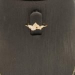 ⁦نصف طقم أطفال ذهب عيار 18 الوزن 1.60 جرام⁩ - الصورة ⁦3⁩