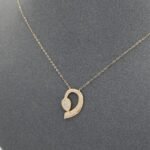 ⁦عقد ذهب عيار 18 الوزن 1.09 جرام⁩ - الصورة ⁦2⁩