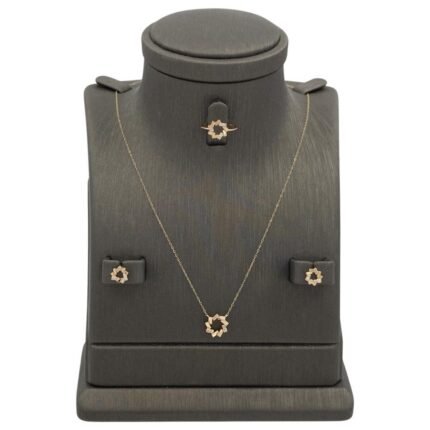 نصف طقم أطفال ذهب عيار 18 الوزن 1.72 جرام