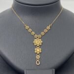 ⁦طقم ذهب عيار 21 وزن 7.44 جرام بزخارف الزهور المتشابكة الكلاسيكية⁩ - الصورة ⁦2⁩