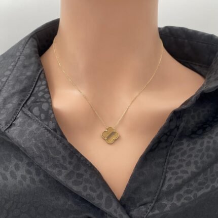 عقد ذهب عيار 18 الوزن 2.87 جرام