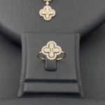 ⁦طقم ذهب عيار 18 الوزن 12.71 جرام⁩ - الصورة ⁦2⁩