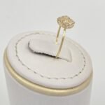 ⁦خاتم ذهب عيار 18 الوزن 0.63 جرام⁩ - الصورة ⁦3⁩