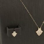 ⁦نصف اطفال طقم ذهب عيار 18 الوزن 1.52 جرام⁩ - الصورة ⁦3⁩