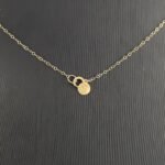 ⁦طقم ذهب تشوكر عيار 18 وزن 3.65 جم يبرز ذوقك الرفيع ويكمل إطلالتك⁩ - الصورة ⁦6⁩