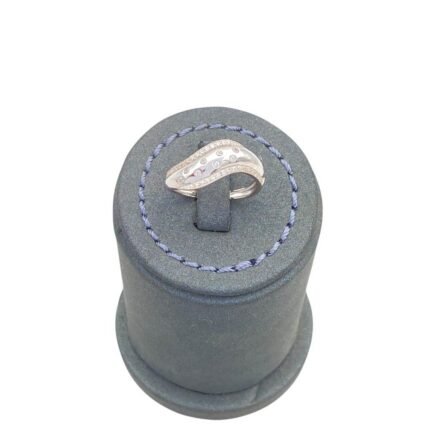 خاتم ذهب عيار 18 الوزن 2.09 جرام