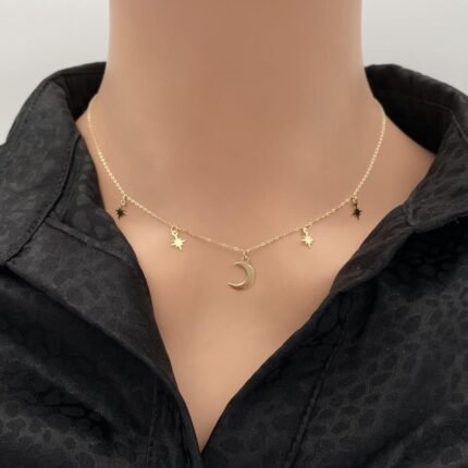 عقد ذهب عيار 18 الوزن 1.31 جرام