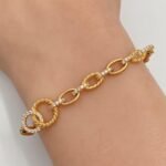 ⁦اسواره ذهب عيار 21 الوزن 6.37 جرام⁩ - الصورة ⁦2⁩