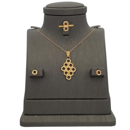 نصف طقم ذهب عيار 21 الوزن 4.77 جرام