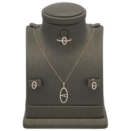 نصف طقم ذهب عيار 18 الوزن 2.52 جرام