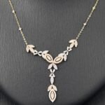 ⁦طقم ذهب عيار 18 الوزن 9.98 جرام⁩ - الصورة ⁦4⁩