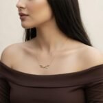 عقد ذهب عيار 18 الوزن 1.44 جرام