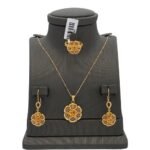 نصف طقم ذهب عيار 21 الوزن 9.28 جرام