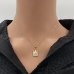 عقد ذهب عيار 18 الوزن 1.69 جرام