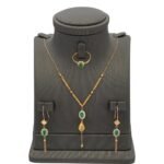 نصف طقم ذهب عيار 21 الوزن 5.50 جرام