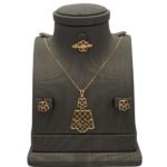 نصف طقم ذهب عيار 21 الوزن 4.39 جرام