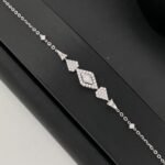 ⁦طقم ذهب عيار 18 الوزن 8.84 جرام⁩ - الصورة ⁦4⁩