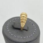 ⁦خاتم ذهب عيار 18 الوزن 1.98 جرام⁩ - الصورة ⁦2⁩