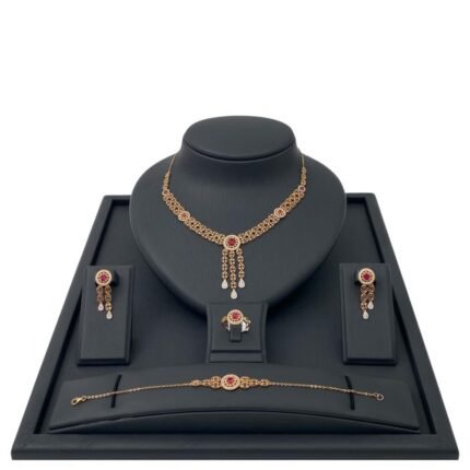 طقم ذهب عيار 21 الوزن 22.47 جرام