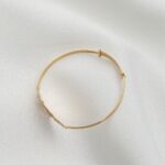 ⁦اسواره اطفال ذهب عيار 21 الوزن 2.36 جرام⁩ - الصورة ⁦2⁩