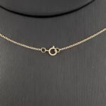 ⁦طقم ذهب عيار 18 وزن 7.34 جم تصميم عصري يعكس ذوقك الرفيع⁩ - الصورة ⁦6⁩