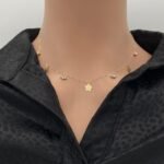 عقد ذهب عيار 18 الوزن 1.31 جرام