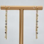 ⁦حلق ذهب عيار 18 الوزن 1.90 جرام⁩ - الصورة ⁦2⁩