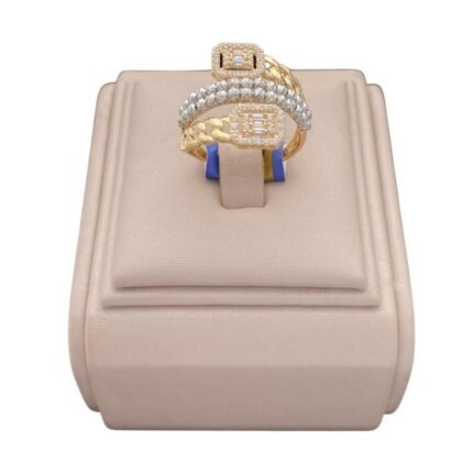 خاتم ذهب عيار 18 الوزن 3.45 جرام