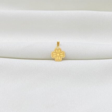 تعليقه ذهب عيار 18 الوزن 0.26 جرام