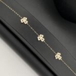 ⁦طقم ذهب عيار 18 الوزن 3.75 جرام قلوب تنبض بالحب والرقة⁩ - الصورة ⁦2⁩