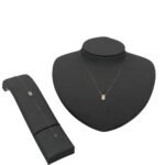 عقد وإسواره ذهب عيار 18 الوزن 0.84 جرام