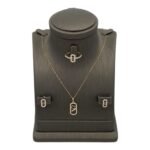 نصف طقم ذهب عيار 18 الوزن 2.78 جرام