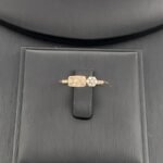 ⁦طقم ذهب عيار 18 تصميم الماس وزن 5.86 جم يعكس فخامتك⁩ - الصورة ⁦2⁩