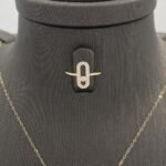 ⁦نصف طقم اطفال ذهب عيار 18 الوزن 1.61 جرام⁩ - الصورة ⁦2⁩