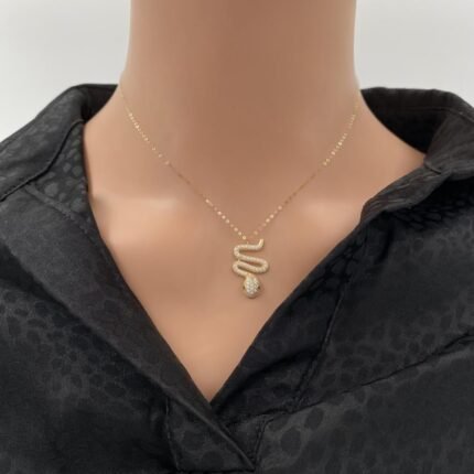 عقد ذهب عيار 18 الوزن 1.19 جرام