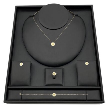 طقم ذهب فرزاتشي عيار 18 وزن 3.54 جم أناقة بكل التفاصيل