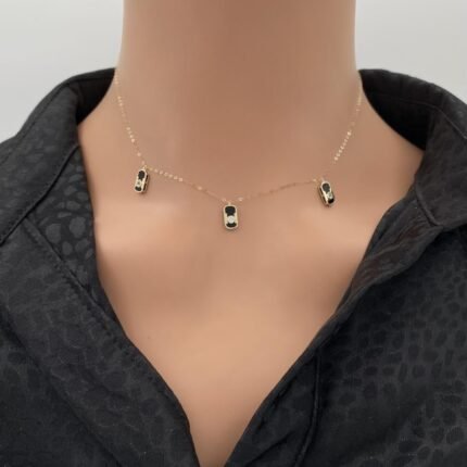 عقد ذهب عيار 18 الوزن 0.99 جرام