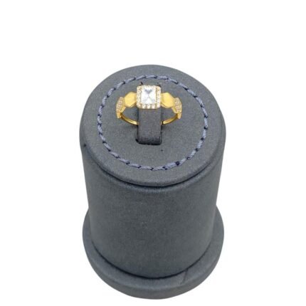 خاتم ذهب عيار 18 الوزن 1.39 جرام