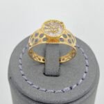 ⁦خاتم ذهب عيار 18 الوزن 1.59 جرام⁩ - الصورة ⁦2⁩