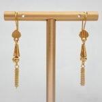 ⁦حلق ذهب عيار 21 الوزن 2.72 جرام⁩ - الصورة ⁦2⁩